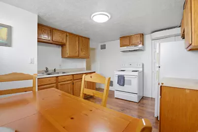 442 N 200 E, Provo, UT 84606 - Photo 45