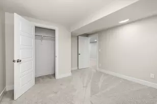 6909 S 90 E, Midvale, UT 84047 - Photo 39