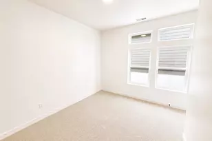 7029 W Lake Ave, South Jordan, UT 84009 - Photo 31