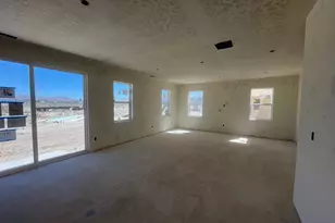 1089 E Blackfeet Dr, Eagle Mountain, UT 84005 - Photo 5