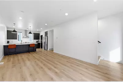 351 W 800 N #9, Salt Lake City, UT 84103 - Photo 7