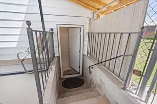 2258 S 400 W, Clearfield, UT 84015 - Photo 27