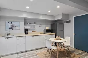 4798 S Saxony Cir E, Holladay, UT 84117 - Photo 29