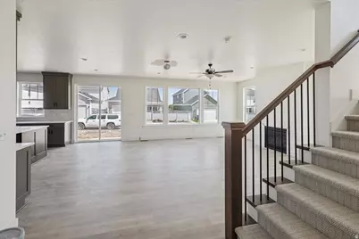 822 W Caroline Dr #214, Saratoga Springs, UT 84045 - Photo 3