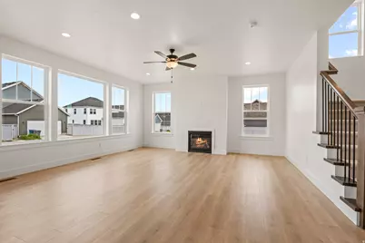 822 W Caroline Dr #214, Saratoga Springs, UT 84045 - Photo 13