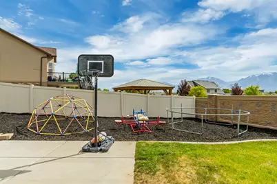 11217 S Hampton Way, South Jordan, UT 84095 - Photo 53