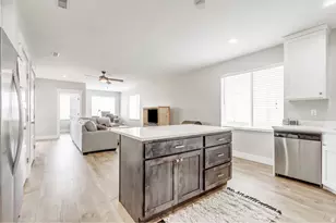 11217 S Hampton Way, South Jordan, UT 84095 - Photo 27