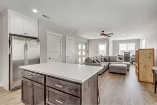 11217 S Hampton Way, South Jordan, UT 84095 - Photo 29