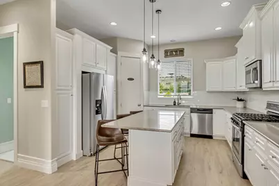 11217 S Hampton Way, South Jordan, UT 84095 - Photo 13