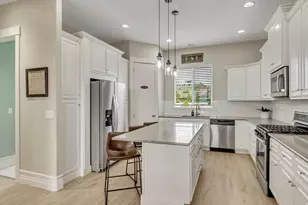 11217 S Hampton Way, South Jordan, UT 84095 - Photo 13