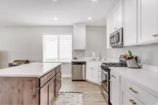 11217 S Hampton Way, South Jordan, UT 84095 - Photo 71