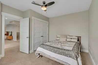 11217 S Hampton Way, South Jordan, UT 84095 - Photo 43
