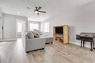 11217 S Hampton Way, South Jordan, UT 84095 - Photo 25
