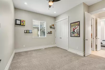 11217 S Hampton Way, South Jordan, UT 84095 - Photo 35