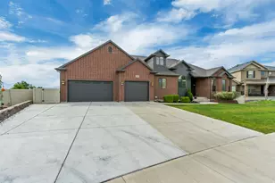 11217 S Hampton Way, South Jordan, UT 84095 - Photo 3