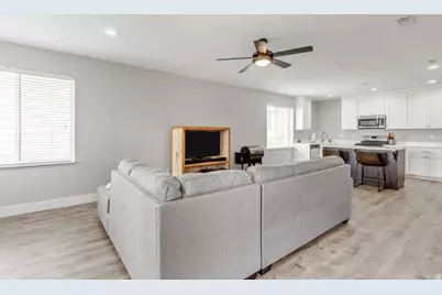 11217 S Hampton Way, South Jordan, UT 84095 - Photo 63