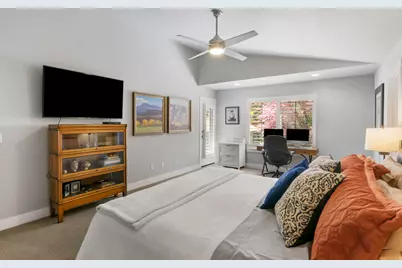 926 E Tahnia Park Cir S, Salt Lake City, UT 84121 - Photo 17