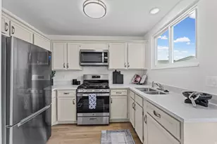 3718 S Bronco Cir W, Magna, UT 84044 - Photo 9