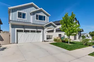 15228 S Park Bluff Way, Bluffdale, UT 84065 - Photo 33