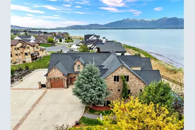 192 E Lakeside Ct, Saratoga Springs, UT 84045 - Photo 3