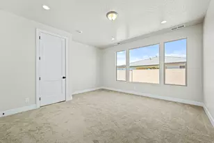 1547 N Ascent St, Washington, UT 84780 - Photo 17