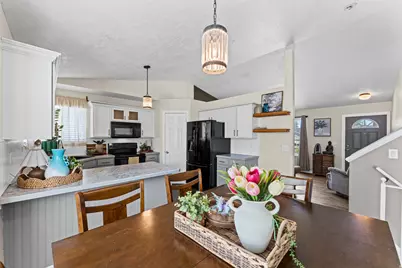332 E 880 N, Tooele, UT 84074 - Photo 7
