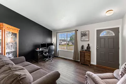 332 E 880 N, Tooele, UT 84074 - Photo 3