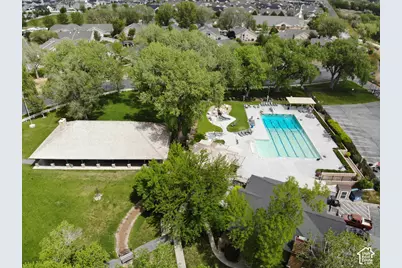 352 Bayside Dr, Saratoga Springs, UT 84045 - Photo 31
