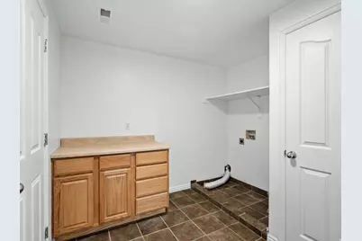 8569 S Sunrise Oak Dr, West Jordan, UT 84081 - Photo 15