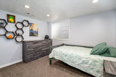 1170 E 750 S, Layton, UT 84041 - Photo 15