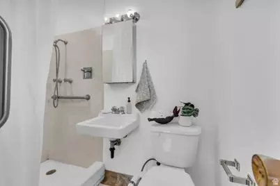787 E Redmaple Cir, Salt Lake City, UT 84106 - Photo 19