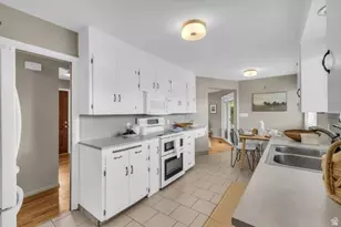 787 E Redmaple Circle, Salt Lake City, UT 84106 - Photo 9