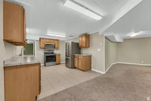 787 E Redmaple Circle, Salt Lake City, UT 84106 - Photo 25