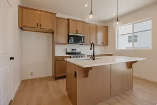 3623 N Eagle Dr, Eagle Mountain, UT 84005 - Photo 3