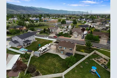 2028 Morningside Dr W, Farmington, UT 84025 - Photo 37