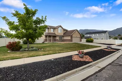 2028 Morningside Dr W, Farmington, UT 84025 - Photo 5
