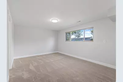 1384 E Sudbury Ave, Sandy, UT 84093 - Photo 13