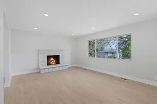1384 E Sudbury Ave, Sandy, UT 84093 - Photo 3