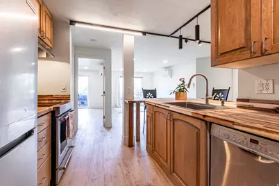 530 S 400 E #2203, Salt Lake City, UT 84111 - Photo 9