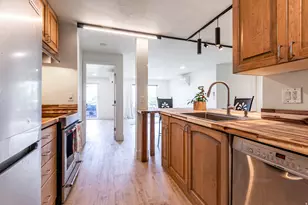 530 S 400 E, Salt Lake City, UT 84111 - Photo 9