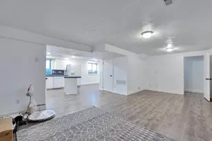 278 E Shepard Ln, Kaysville, UT 84037 - Photo 23
