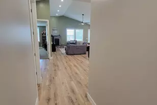 252 W 4950 S, Washington Terrace, UT 84405 - Photo 15