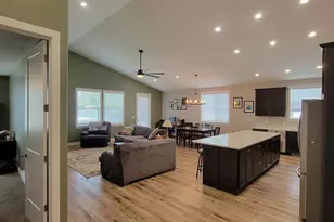 252 W 4950 S, Washington Terrace, UT 84405 - Photo 3