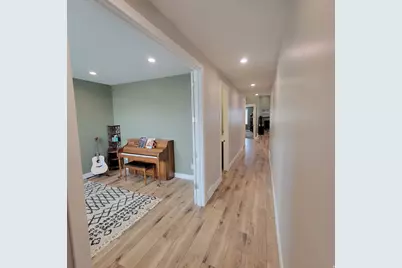 252 W 4950 S, Washington Terrace, UT 84405 - Photo 5