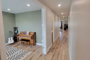 252 W 4950 S, Washington Terrace, UT 84405 - Photo 5