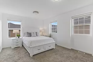 4914 W Duncan Meadow Ln, Riverton, UT 84096 - Photo 11