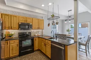 4914 W Duncan Meadow Ln, Riverton, UT 84096 - Photo 5