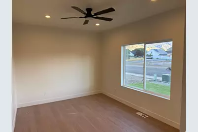 241 E 670 S #8, Payson, UT 84651 - Photo 7