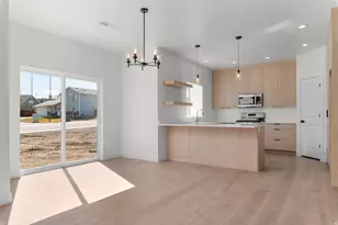 241 E 670 S, Payson, UT 84651 - Photo 5