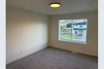 241 E 670 S #8, Payson, UT 84651 - Photo 33